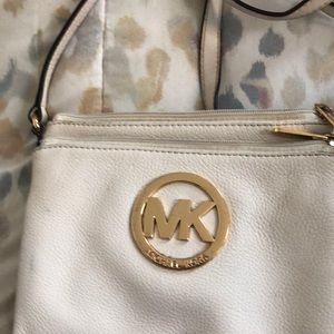 Still In Great Condition. Crossbody Purse. Authentic Michael Kors.